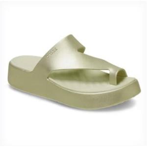 imageCrocs Womens Getaway Toe Loop Platform SandalsChampagne Metallic